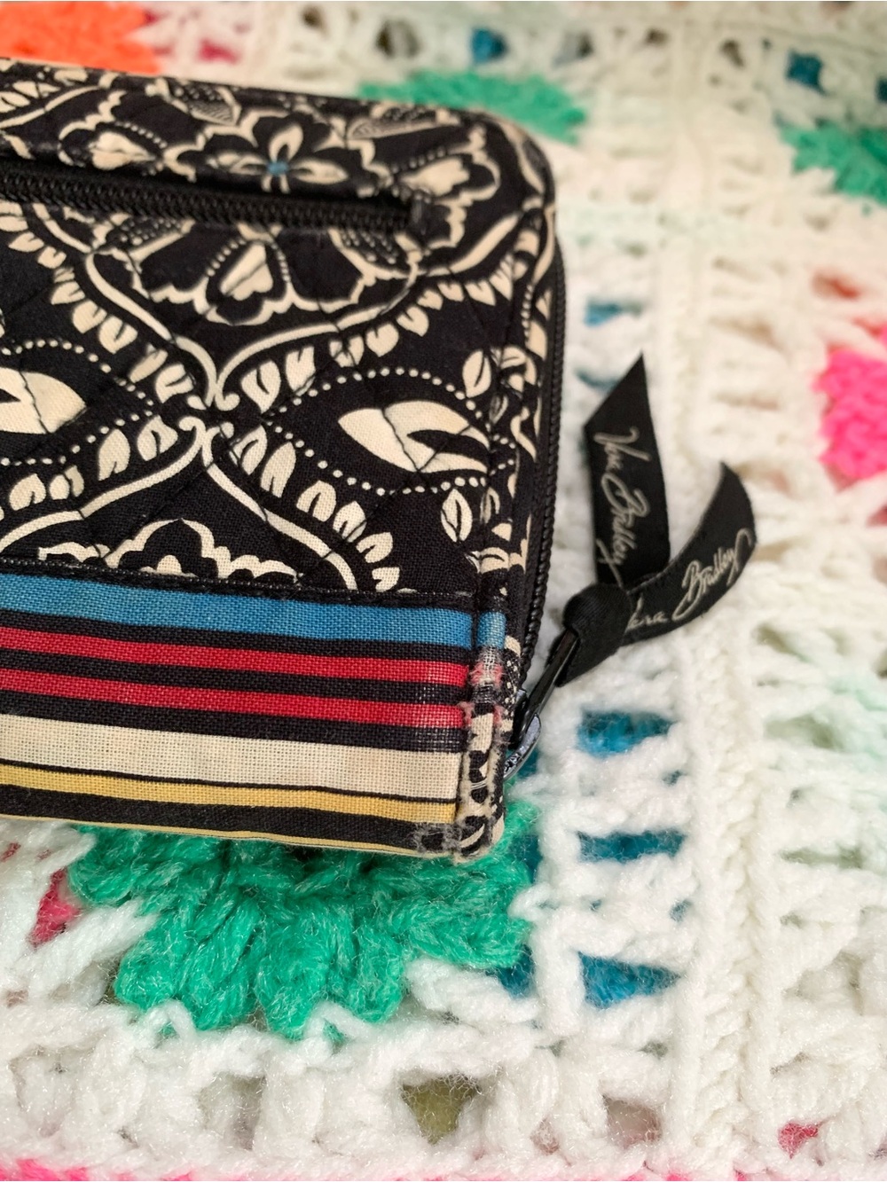 Vera Bradley Barcelona Turn Lock Wallet - Picture 8 of 8